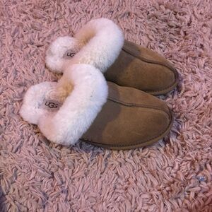UGG Chestnut Slippers with Fluffy White Trim